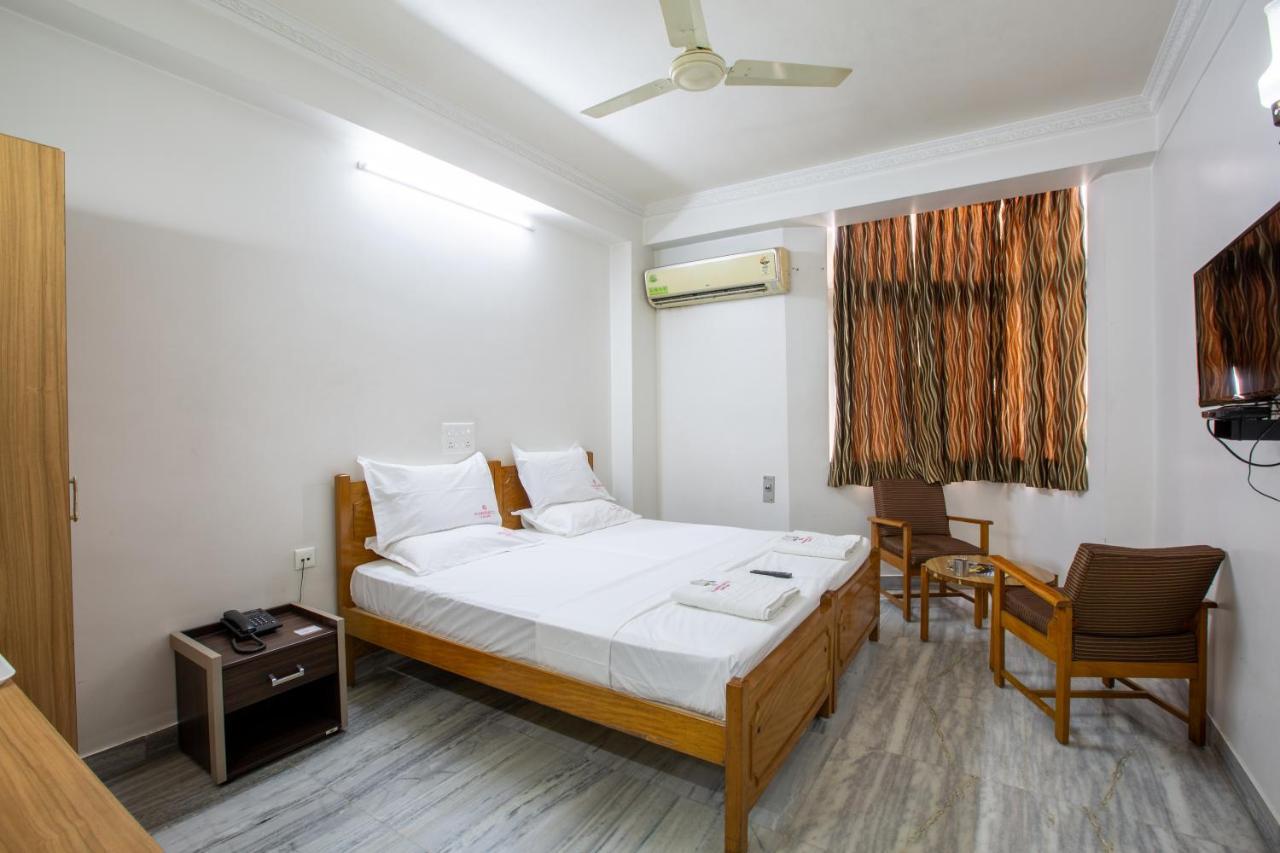 Sri Aarvee Hotels Коимбаторе Екстериор снимка